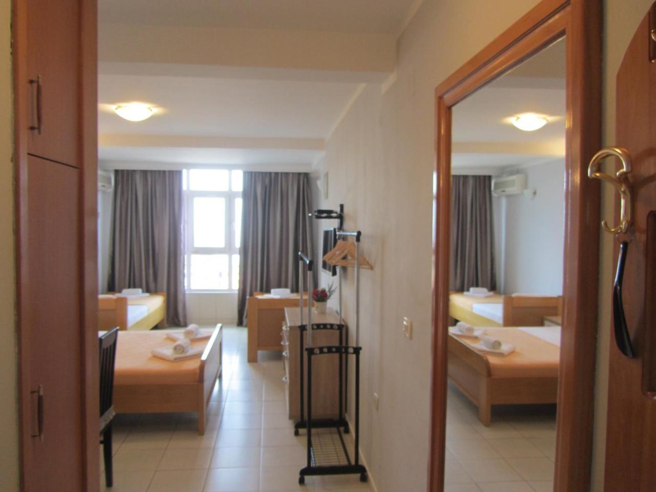 Cernogoriya Voyage Apartment Rafajlovići Exterior photo